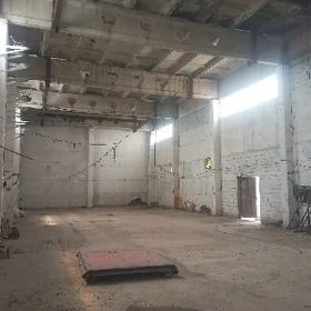 400м² склад/önùmçilik sklad