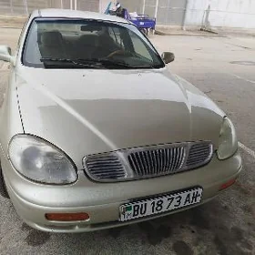 Daewoo Leganza 1998