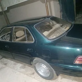 Toyota Camry 1993