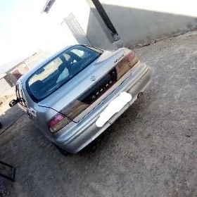 Nissan Cefiro 1995
