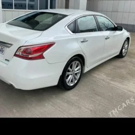 Nissan Altima 2013