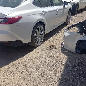 Toyota Camry Hybrid 2024