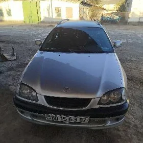 Toyota Avensis 1998