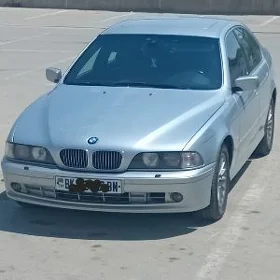 BMW E39 1998