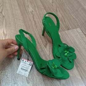 Босоножки