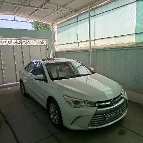 Toyota Camry 2016