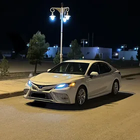 Toyota Camry 2022