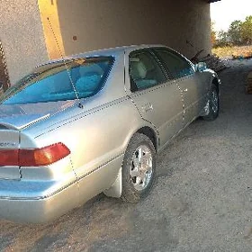 Toyota Camry 2000