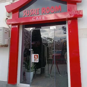 SUSHI ROOM Сушист и Салатница!