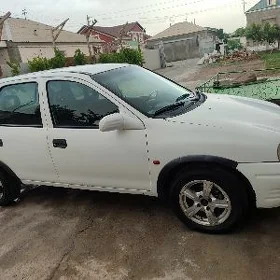 Opel Vita 1995