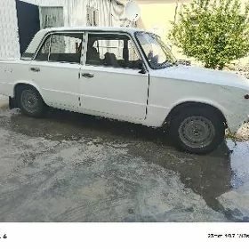 Lada 2104 1980