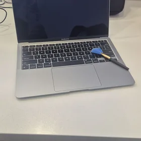 Macbook M1 Air