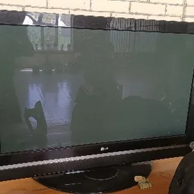 LG televizor
