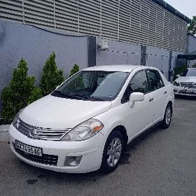 Nissan Versa 2010