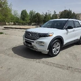 Ford Explorer 2021