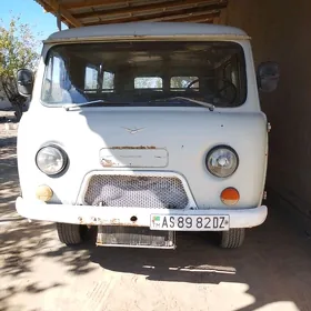 UAZ 2206 1987