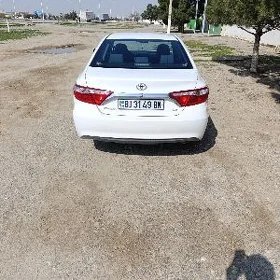 Toyota Camry 2017