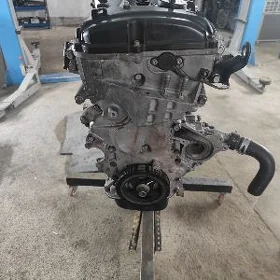 Hunday elantra 2 l mator