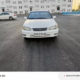 Toyota Camry 2000