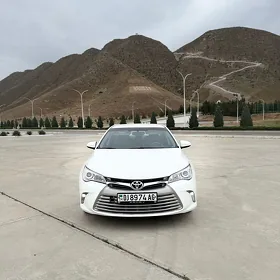 Toyota Camry 2017