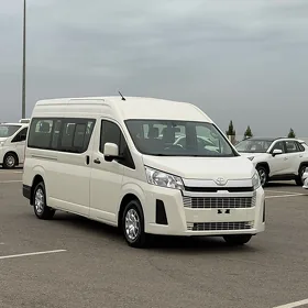 Toyota Hiace 2023