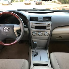 Toyota Camry 2010