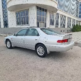 Toyota Camry 2001
