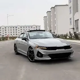 Kia K5 2021