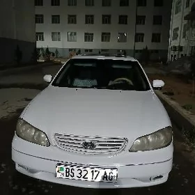 Infiniti G 2000