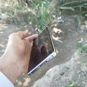 camon 40 pro