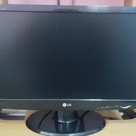 monitor LG FLATRON W2243S
