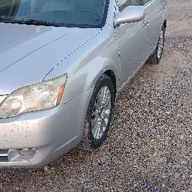 Toyota Avalon 2005