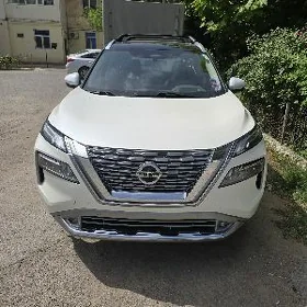 Nissan Rogue 2021