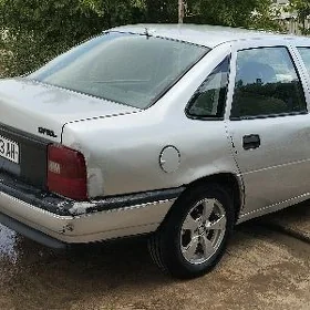 Opel Vectra 1989