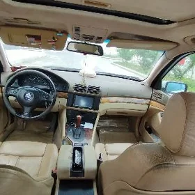 BMW E39 2003
