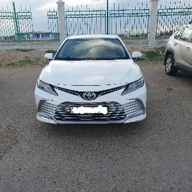 Toyota Camry 2022