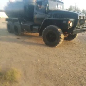 Ural 4320 1980