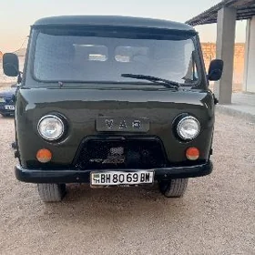 UAZ 469 1980