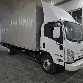 Isuzu Forward 2017