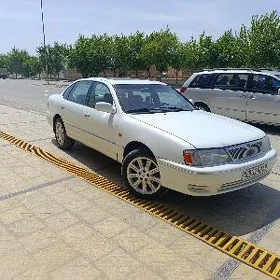Toyota Avalon 1999