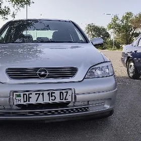 Opel Astra 2000