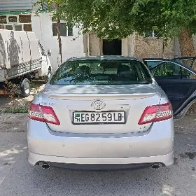 Toyota Camry 2010