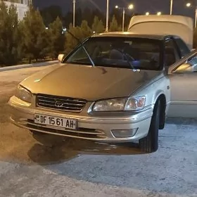 Toyota Camry 1998