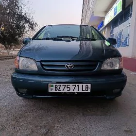 Toyota Sienna 2001