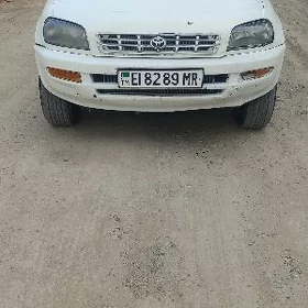 Toyota RAV4 1996