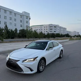 Lexus ES 350 2019