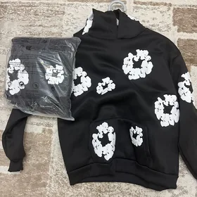 Denim tears sweater 