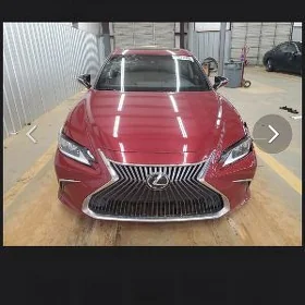 Lexus ES 2021