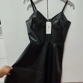 кожаное платье
