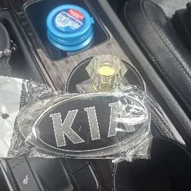 kia emblema